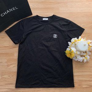 Chanel Embroided T Shirt size Large